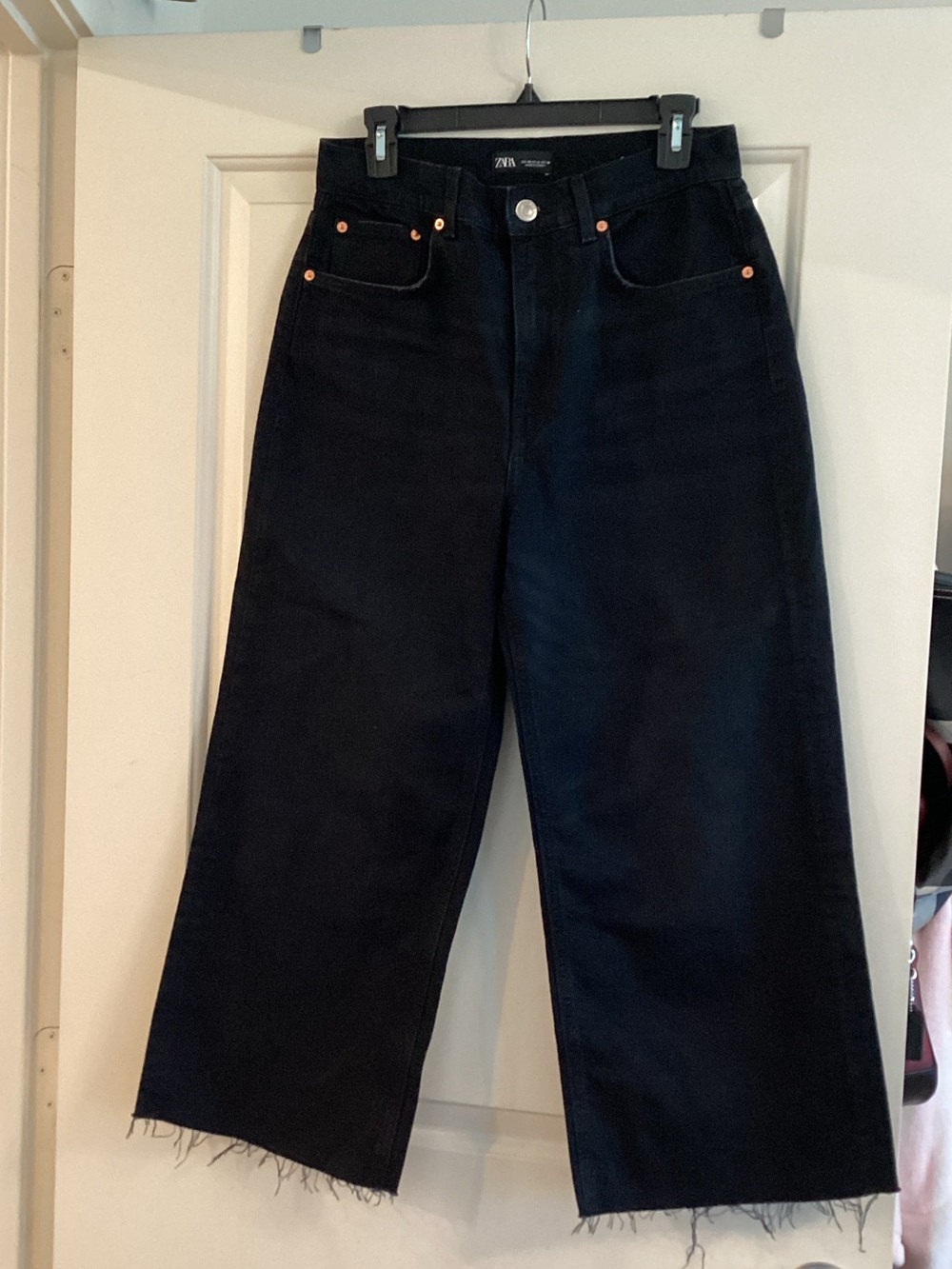 Zara Black Wide-Leg Frayed Hem Jeans